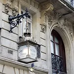Grand Francais Szálloda 3*