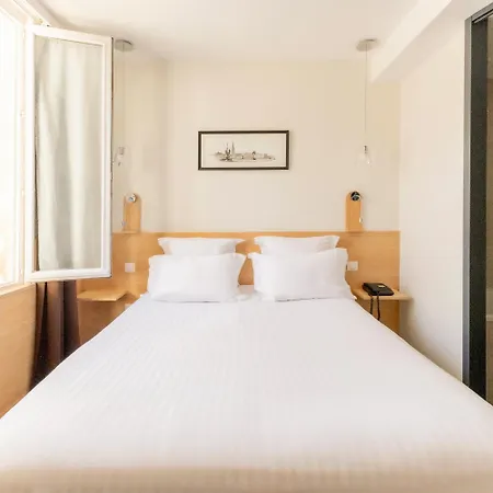 Hotel Grand Francais 3*