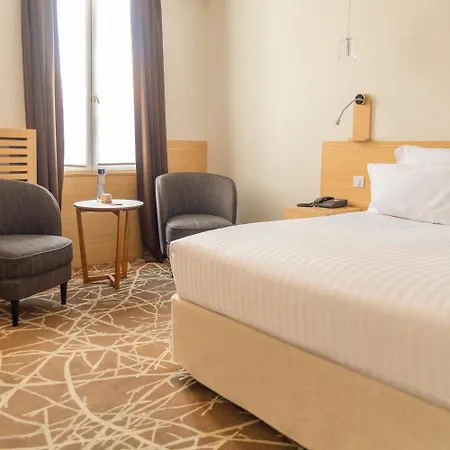 Grand Francais Hotel 3*