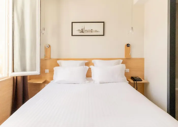 Hotel Grand Francais 3*