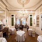 Hotel Grand Francais 3*