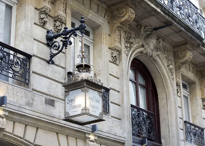 Grand Francais Szálloda 3*